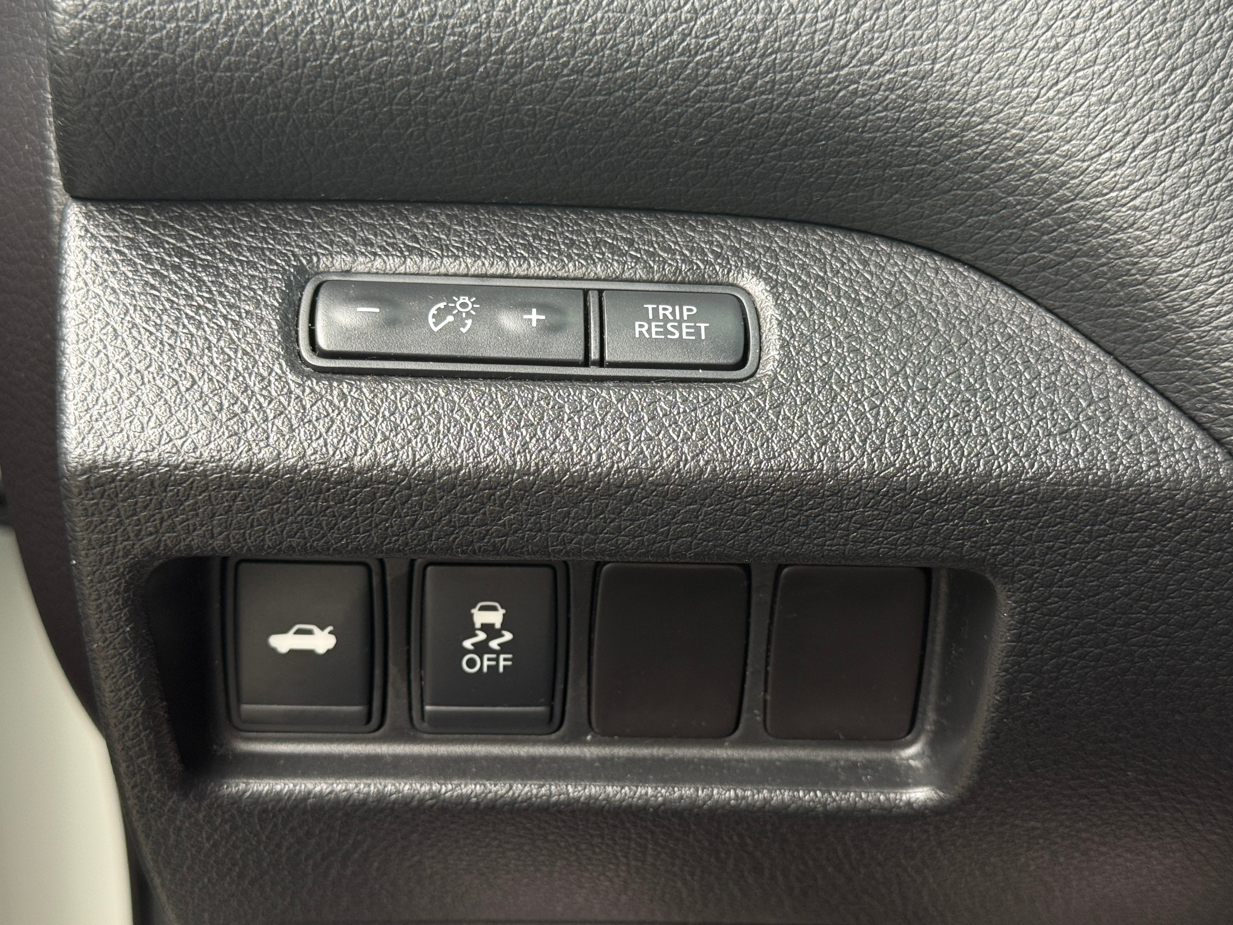 2015 Nissan Altima S - Photo 2