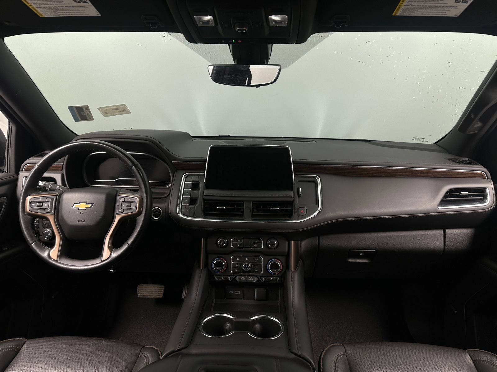 Thumbnail: 2022 Chevrolet Suburban - 2
