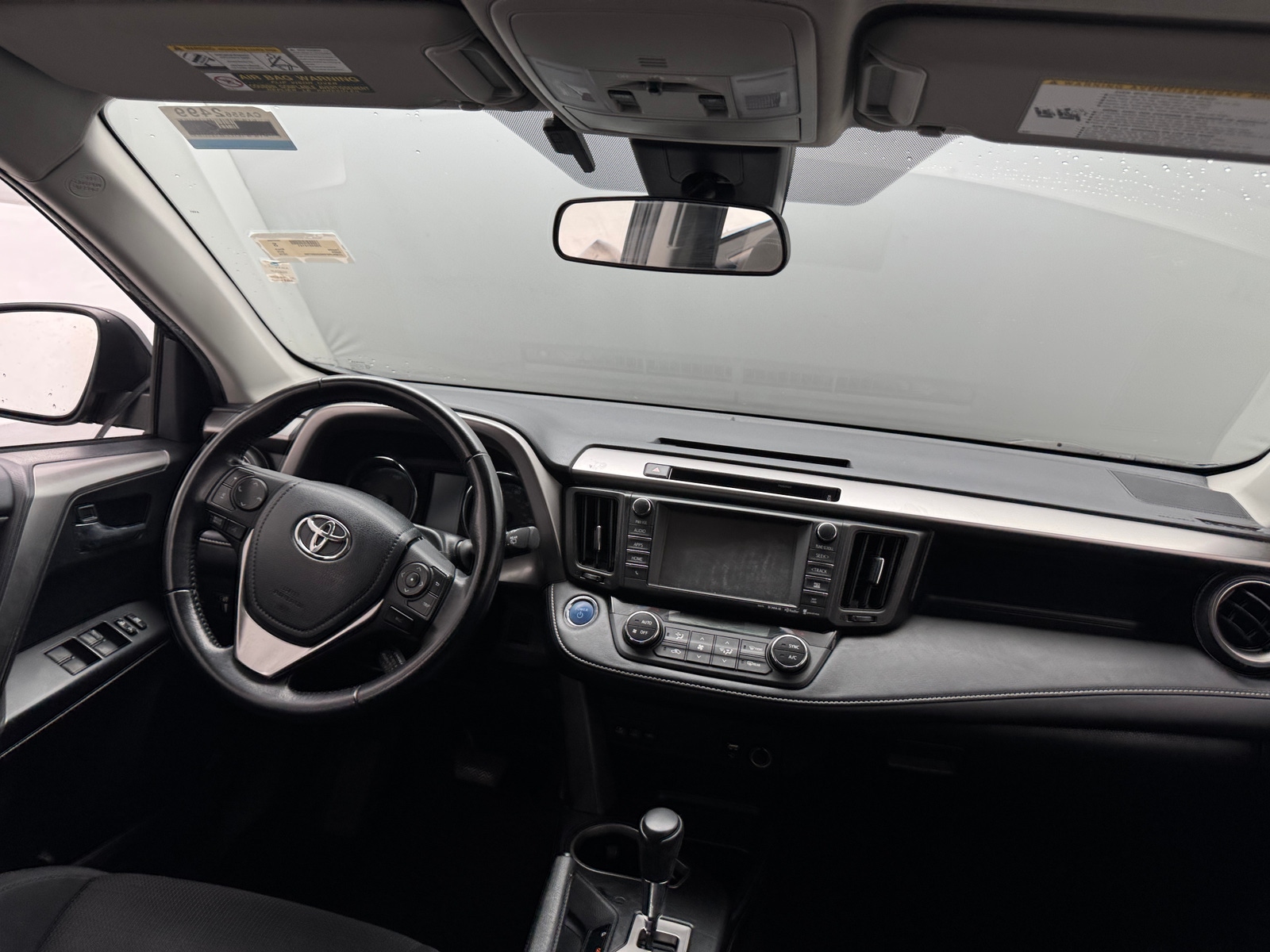 Thumbnail: 2016 Toyota RAV4 - 3