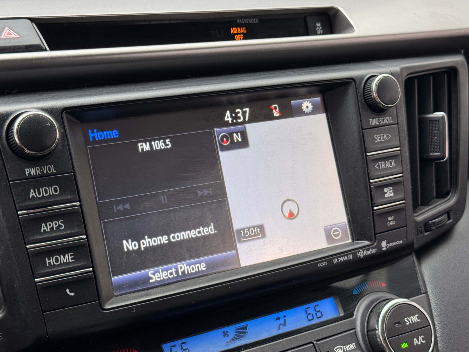 Thumbnail: 2016 Toyota RAV4 - 4
