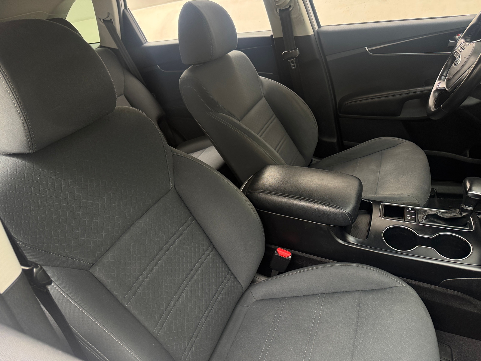 Thumbnail: 2019 Kia Sorento - 2