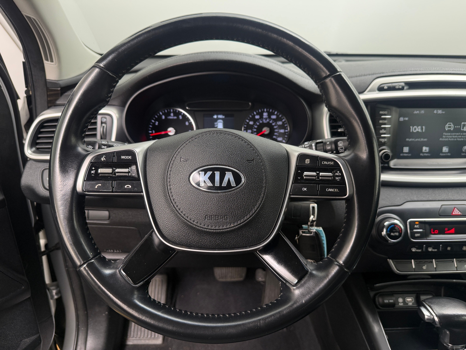 Thumbnail: 2019 Kia Sorento - 5