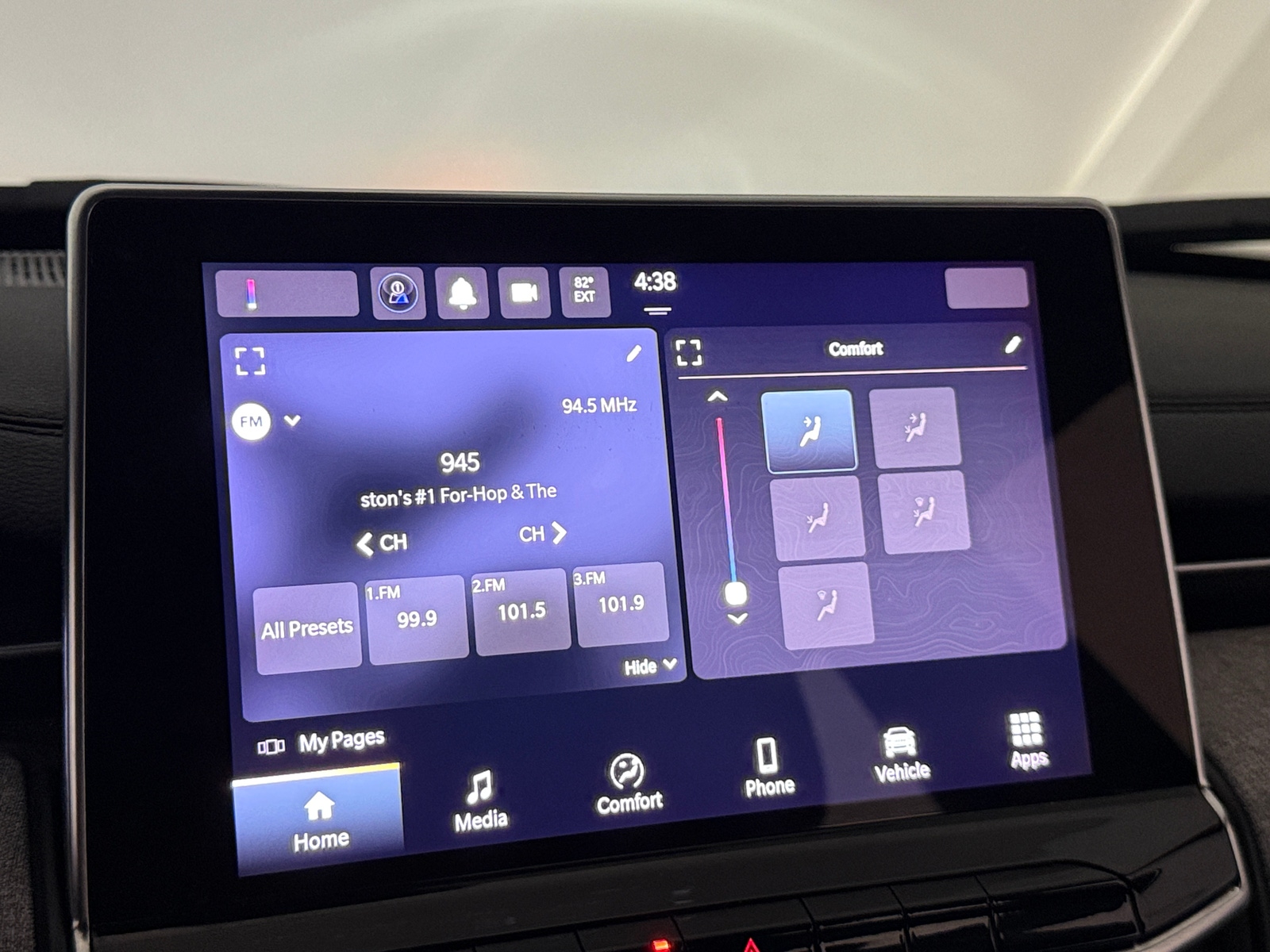 Thumbnail: 2024 Jeep Compass - 4