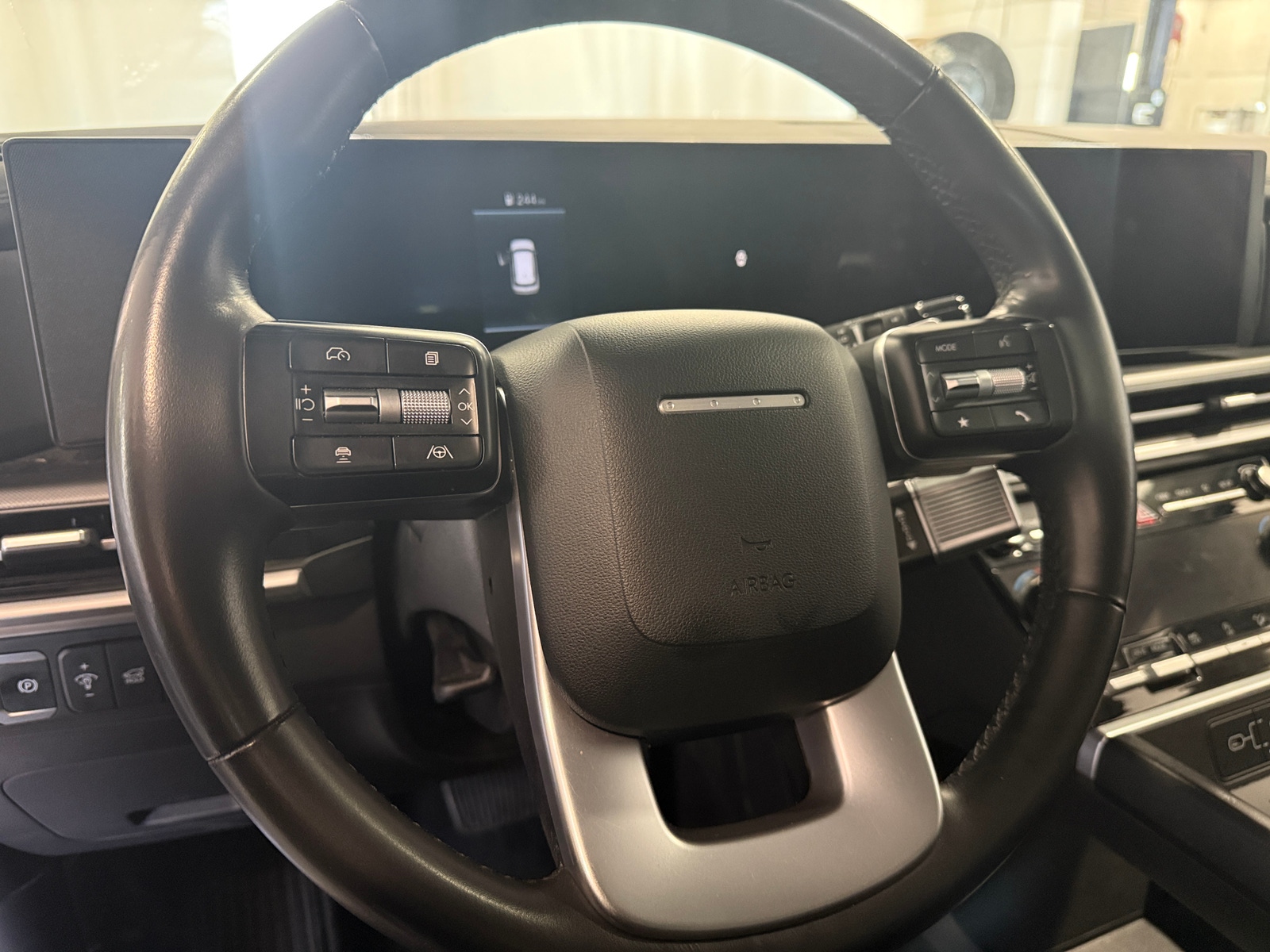 Thumbnail: 2024 Hyundai Santa Fe - 4