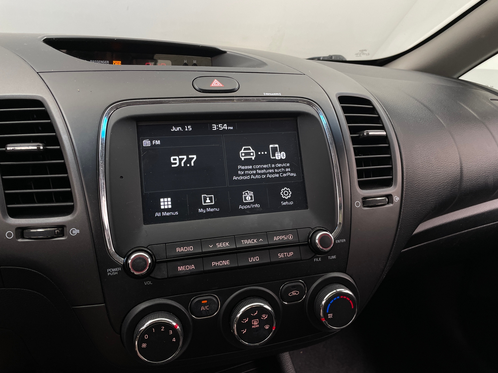 Thumbnail: 2018 Kia Forte - 4