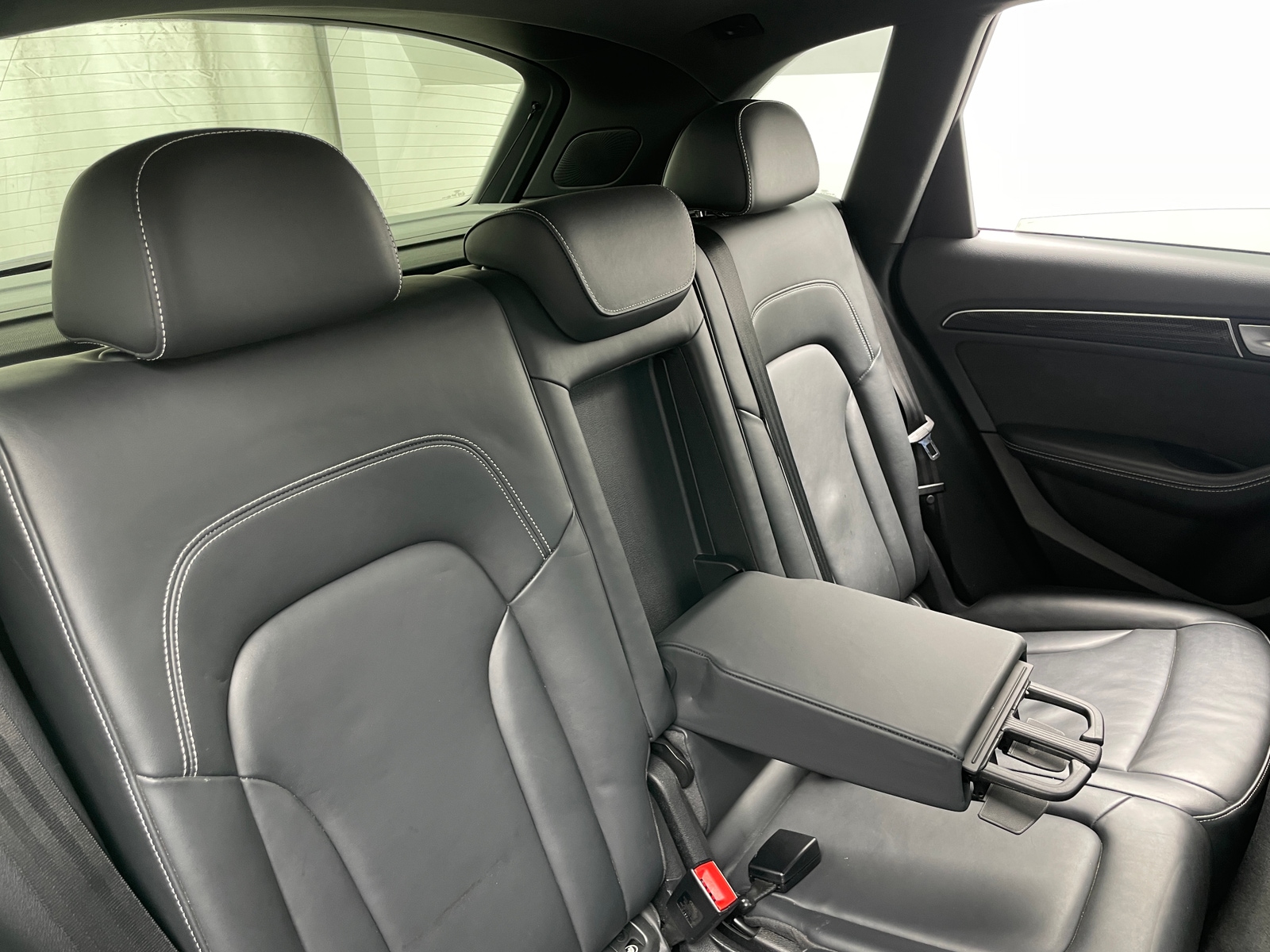 Thumbnail: 2017 Audi SQ5 - 5