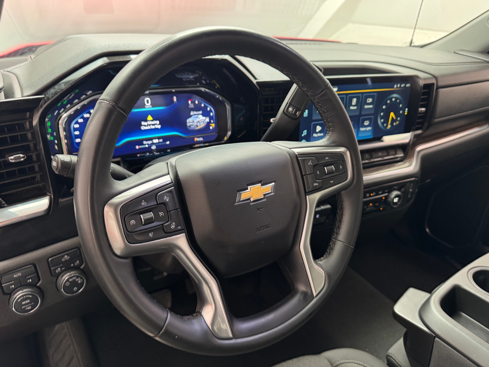 Thumbnail: 2025 Chevrolet Silverado 1500 - 5