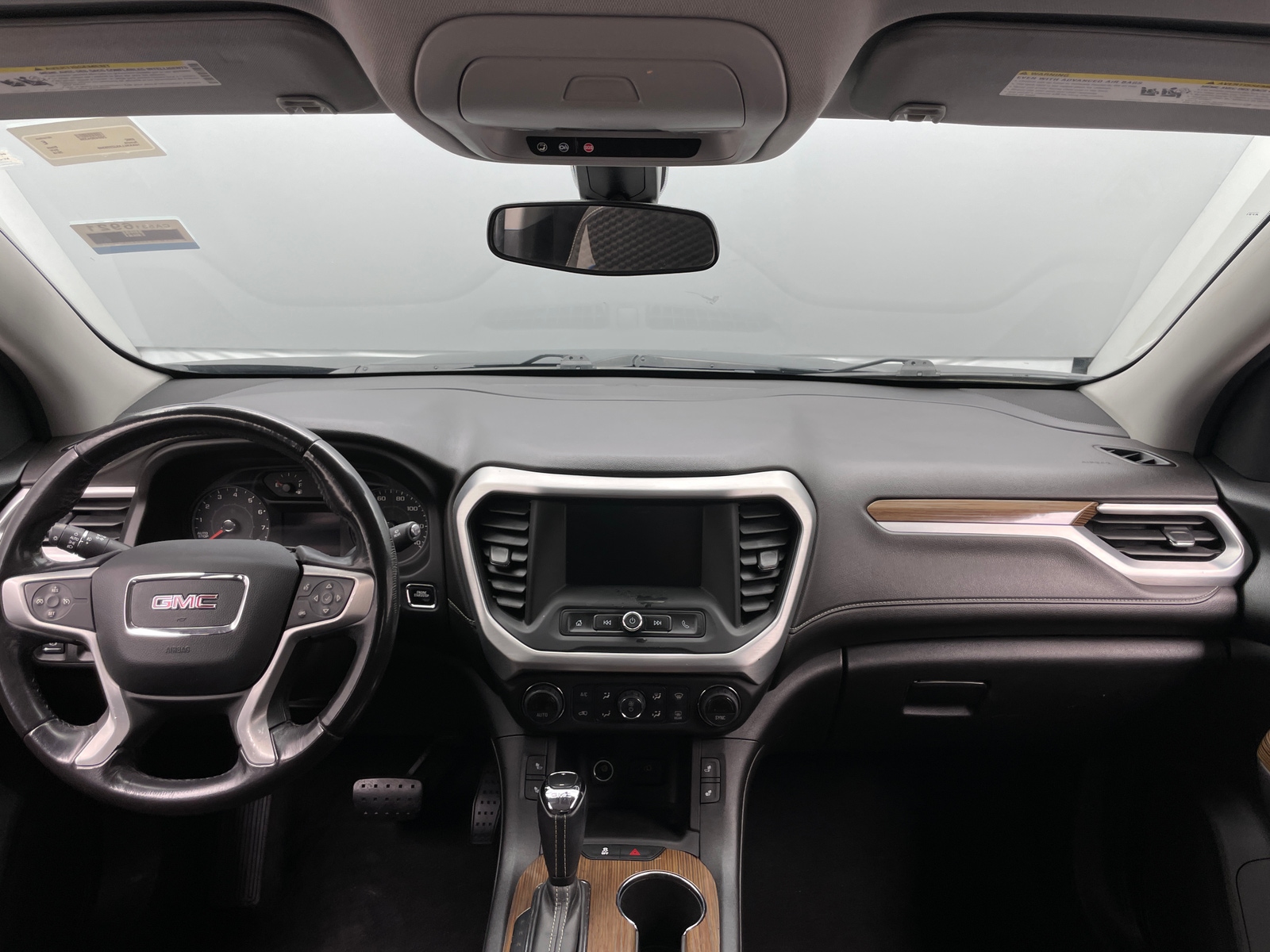 Thumbnail: 2018 GMC Acadia - 3