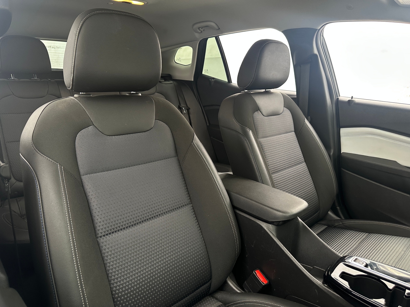 Thumbnail: 2025 Chevrolet Trax - 2