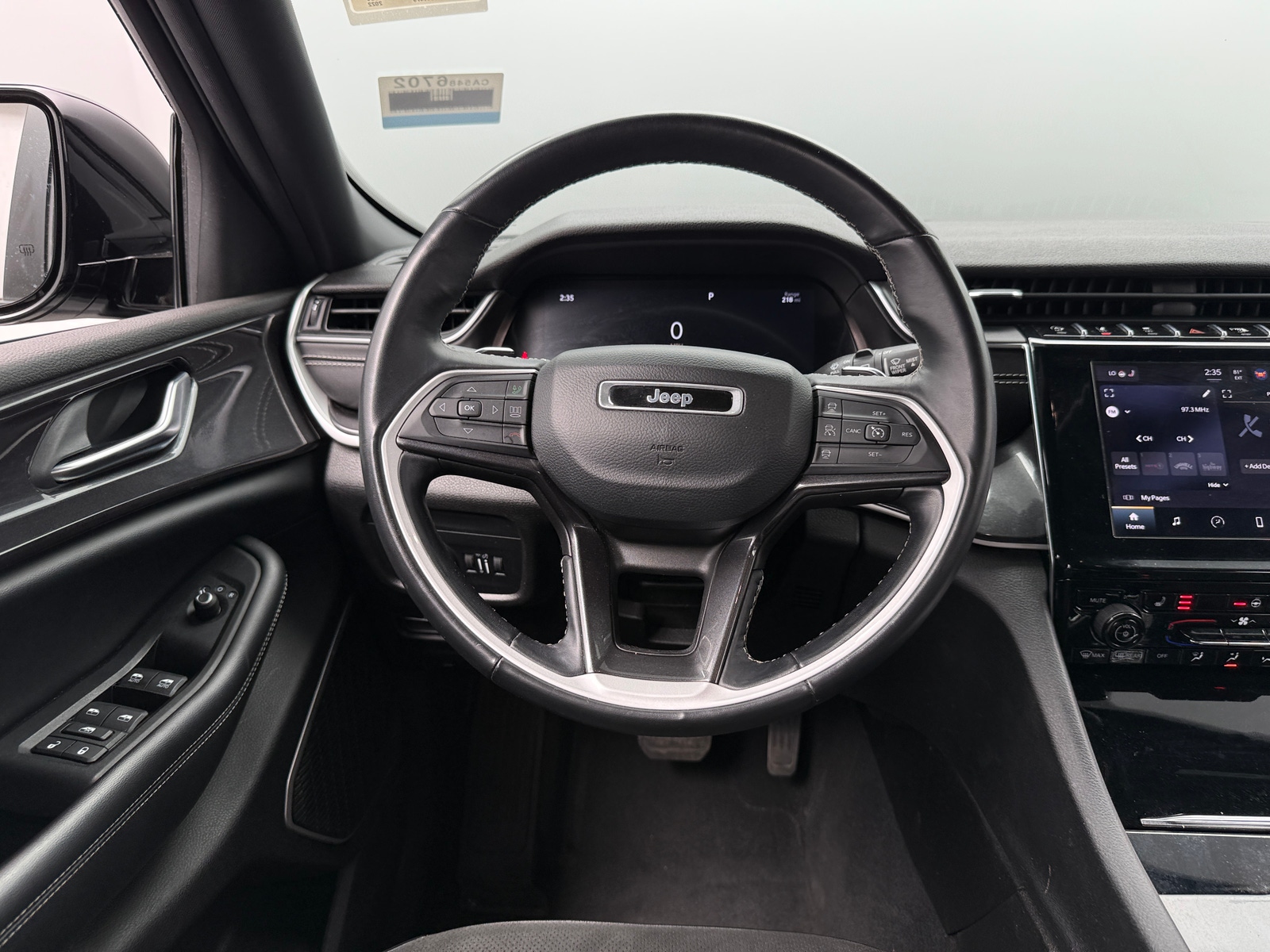 Thumbnail: 2022 Jeep Grand Cherokee L - 4