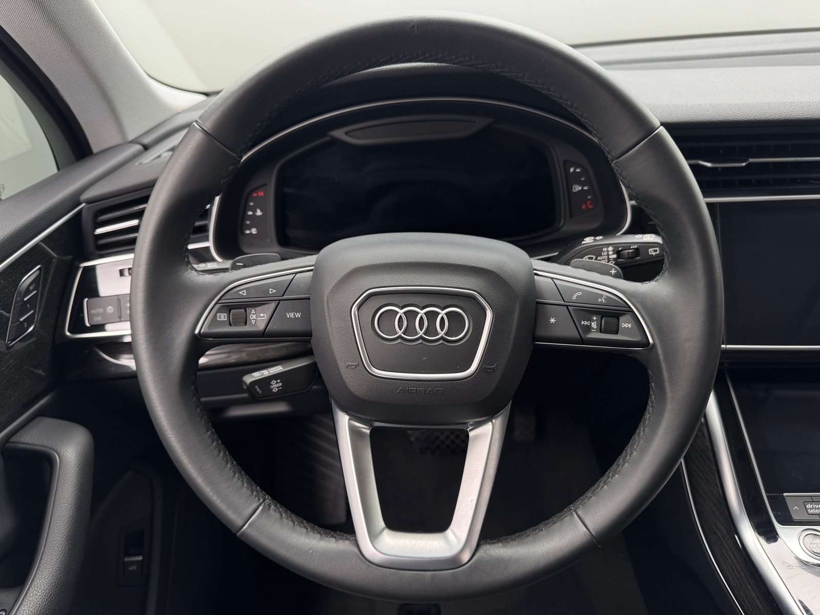 Thumbnail: 2022 Audi Q7 - 4