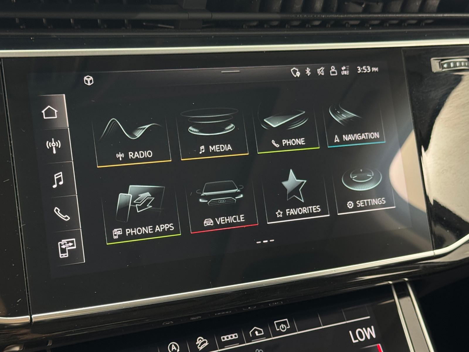 Thumbnail: 2022 Audi Q7 - 3