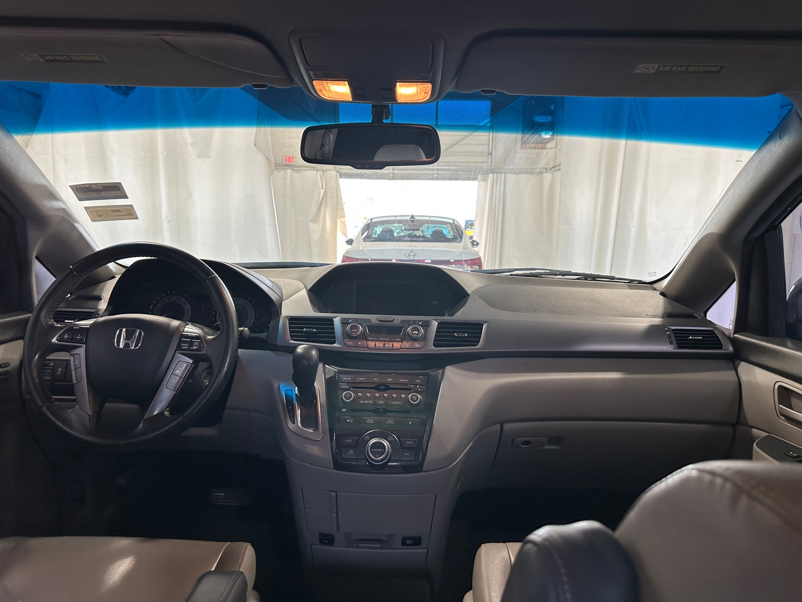Thumbnail: 2012 Honda Odyssey - 2