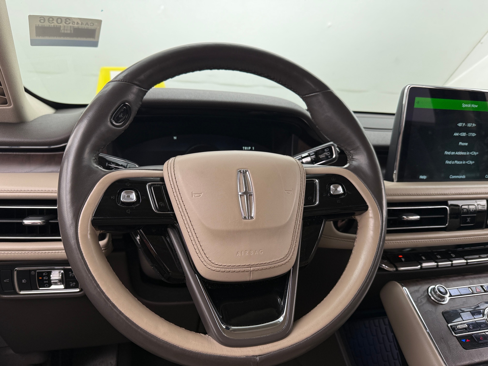 Thumbnail: 2021 Lincoln Aviator - 4