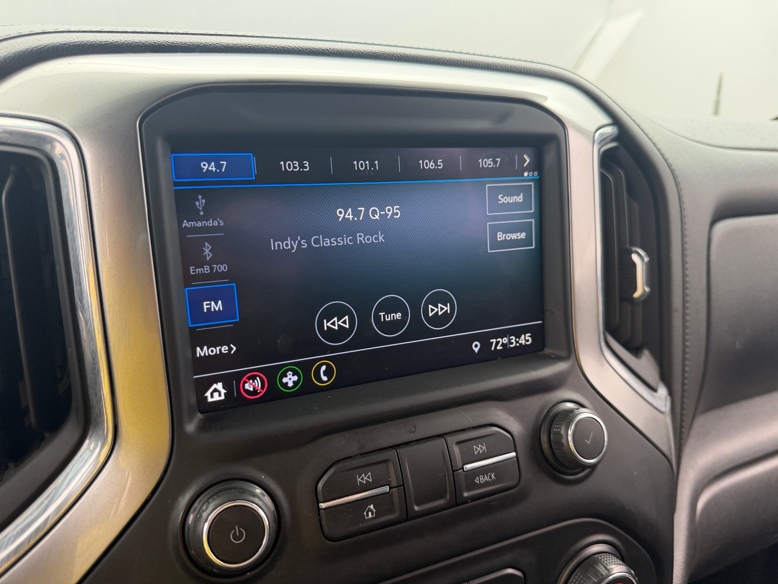 Thumbnail: 2020 Chevrolet Silverado 1500 - 4
