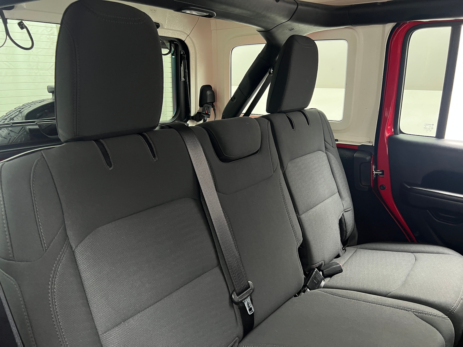 Thumbnail: 2020 Jeep Wrangler - 6