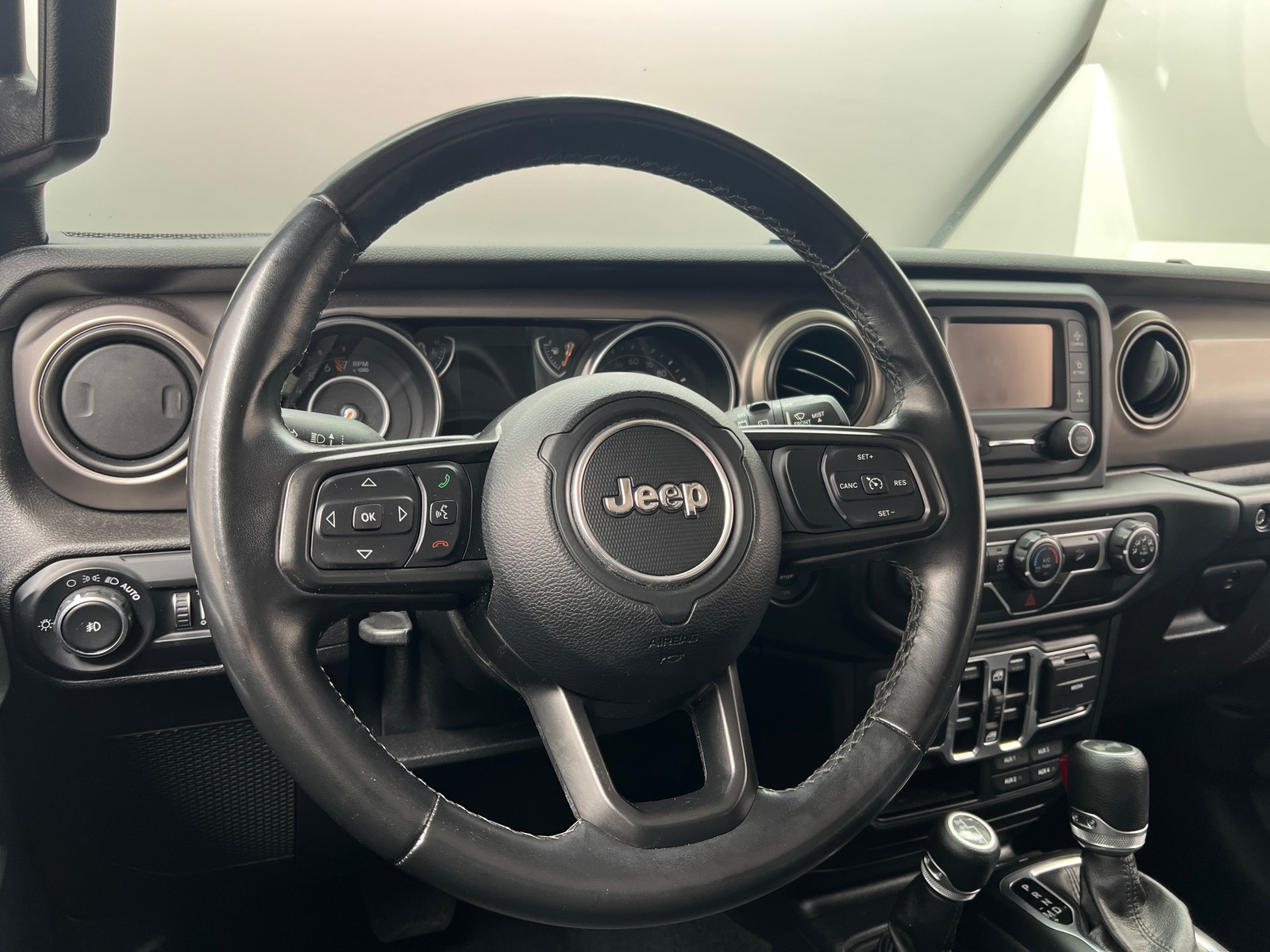Thumbnail: 2020 Jeep Wrangler - 5