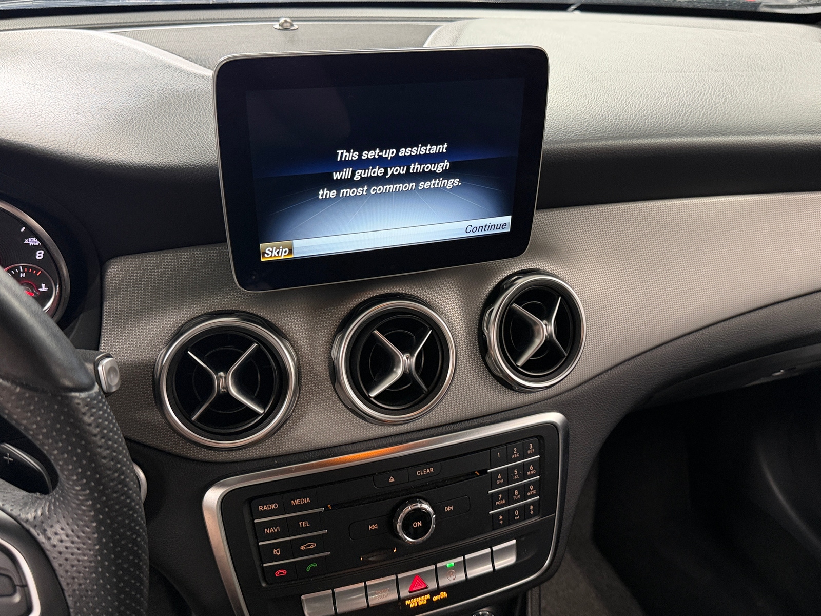 Thumbnail: 2020 Mercedes-Benz GLA - 3