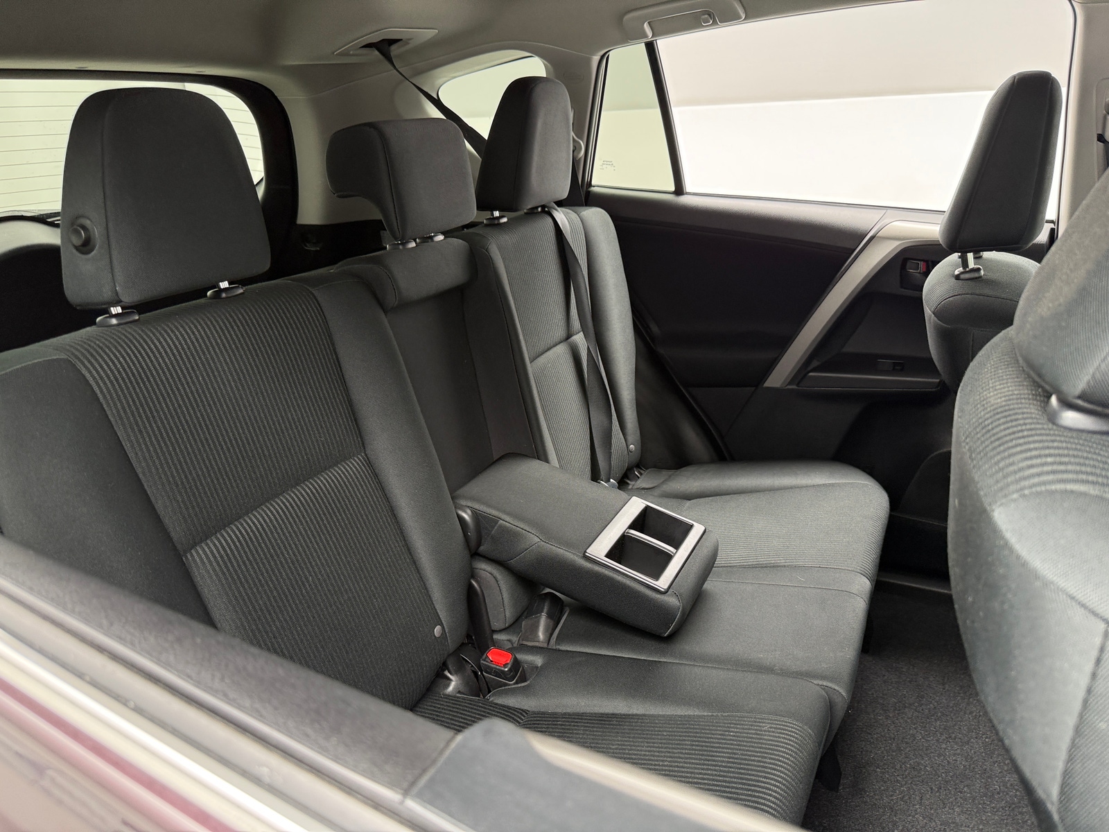 Thumbnail: 2018 Toyota RAV4 - 6