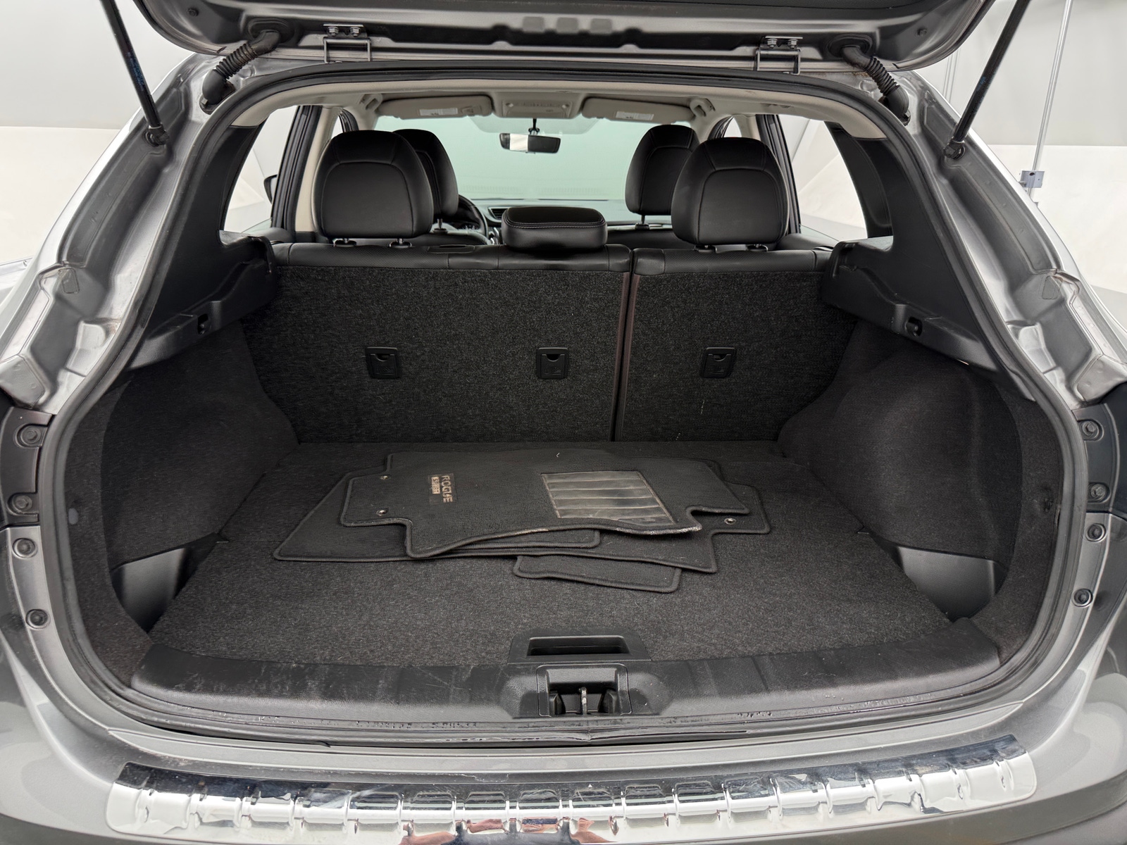 Thumbnail: 2017 Nissan Rogue Sport - 6