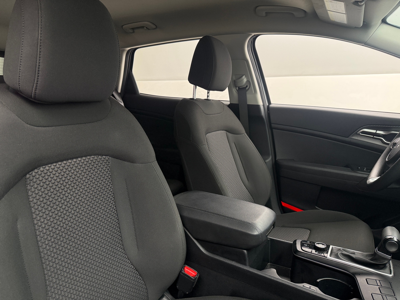 Thumbnail: 2025 Kia Sportage - 2