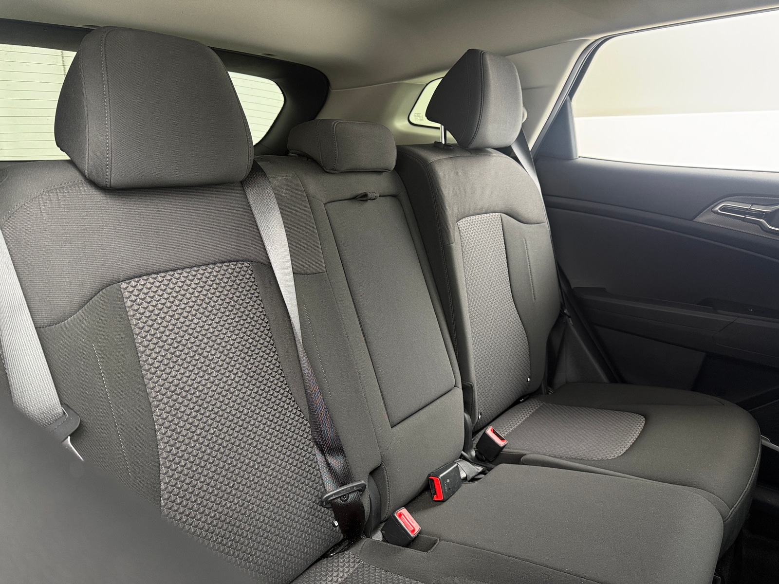 Thumbnail: 2025 Kia Sportage - 6