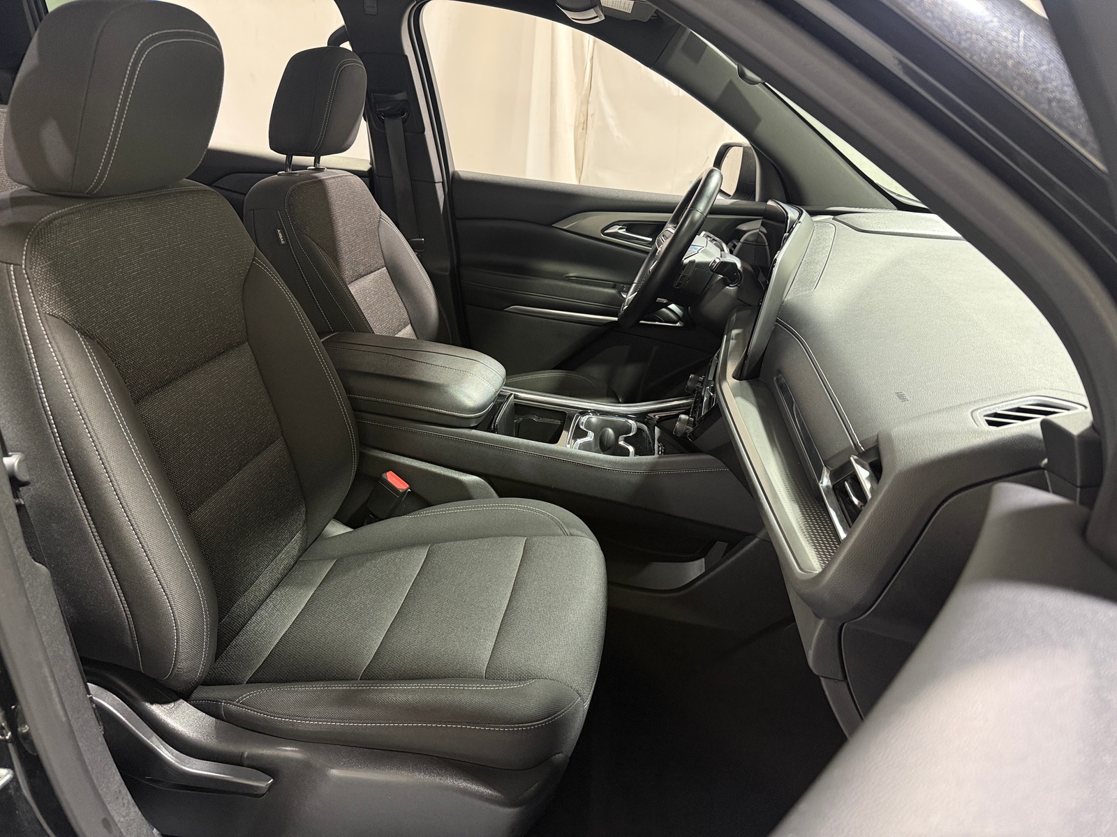 Thumbnail: 2024 Chevrolet Traverse - 2