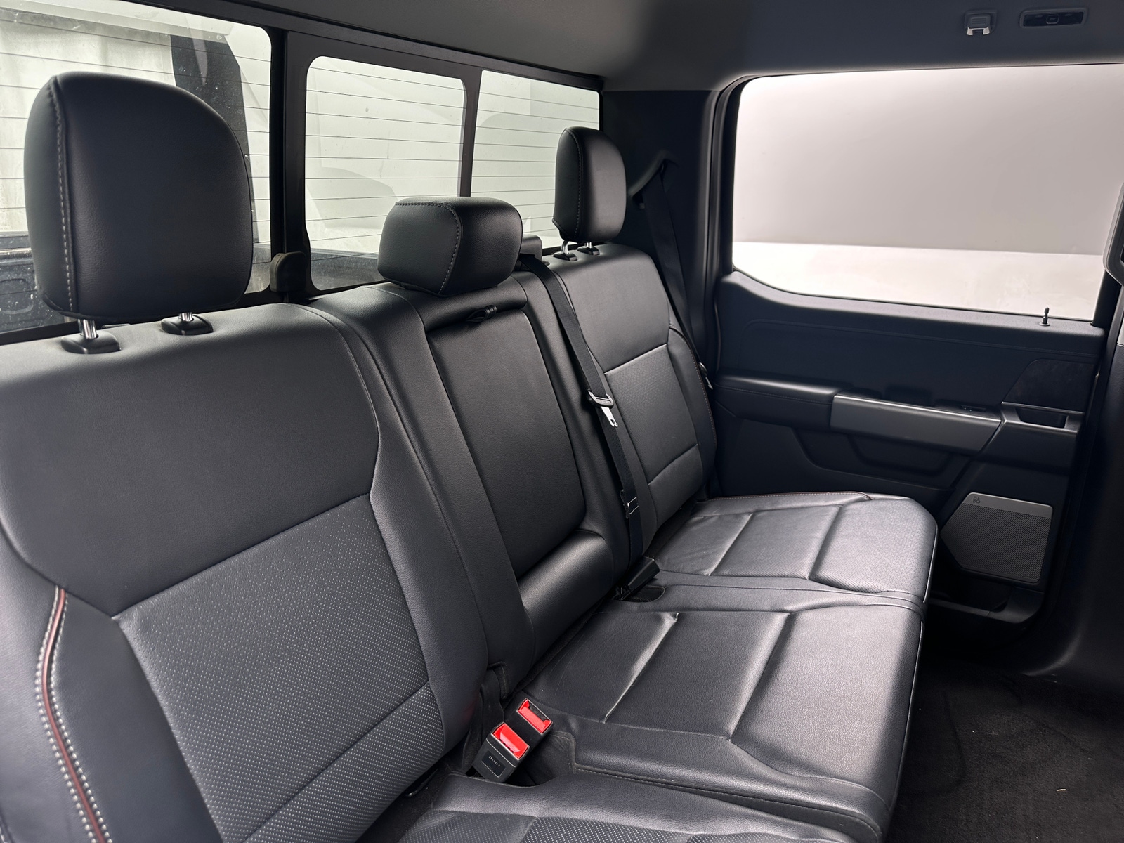 Thumbnail: 2022 Ford Econoline - 5