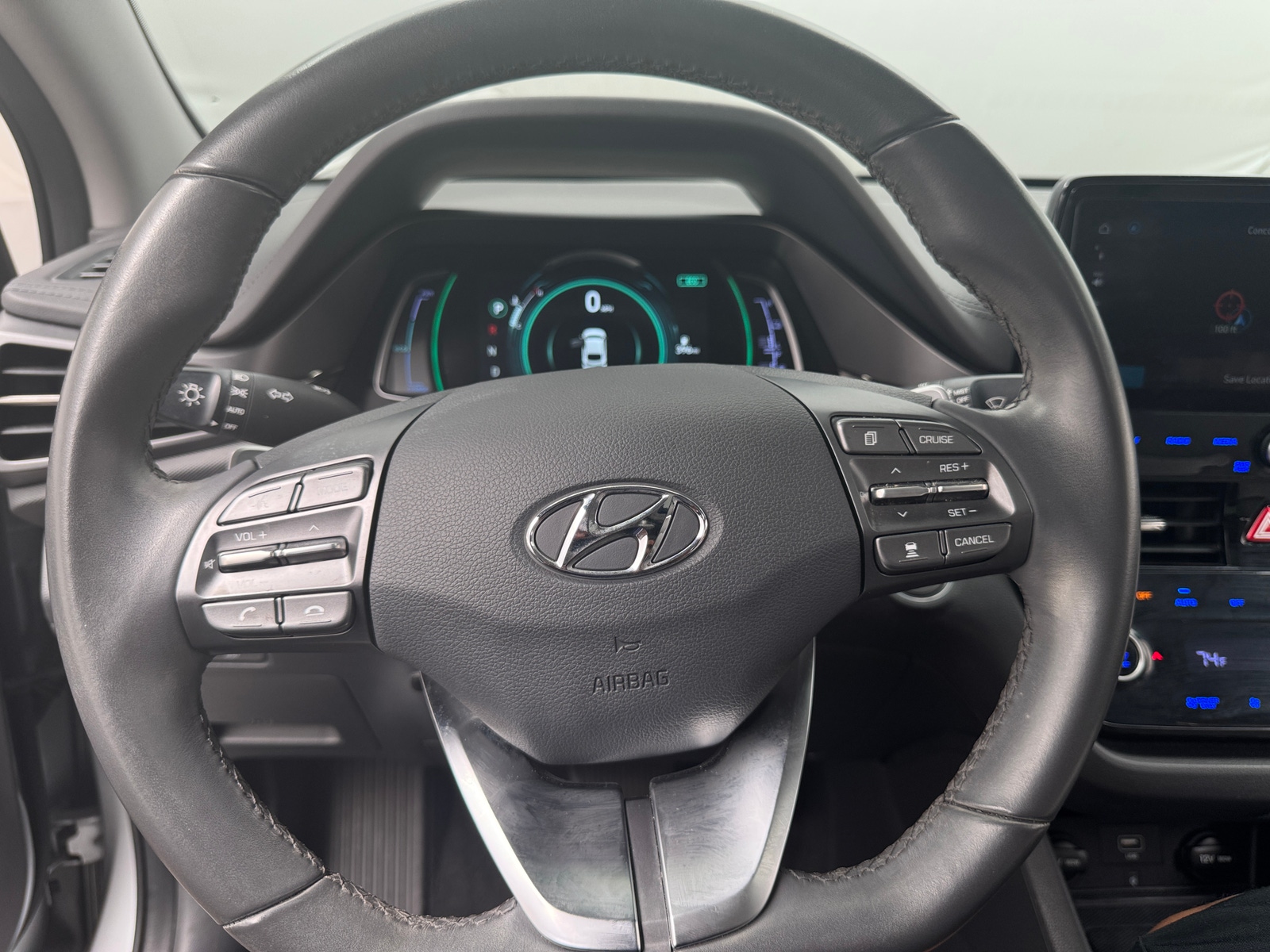 Thumbnail: 2022 Hyundai Ioniq - 4