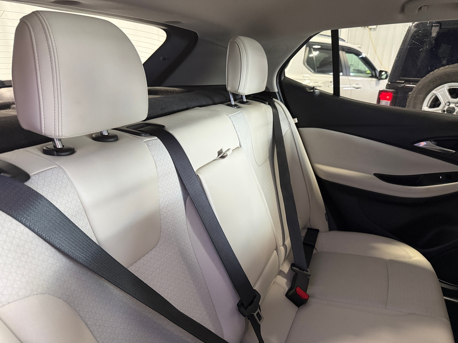 Thumbnail: 2023 Buick Encore GX - 5