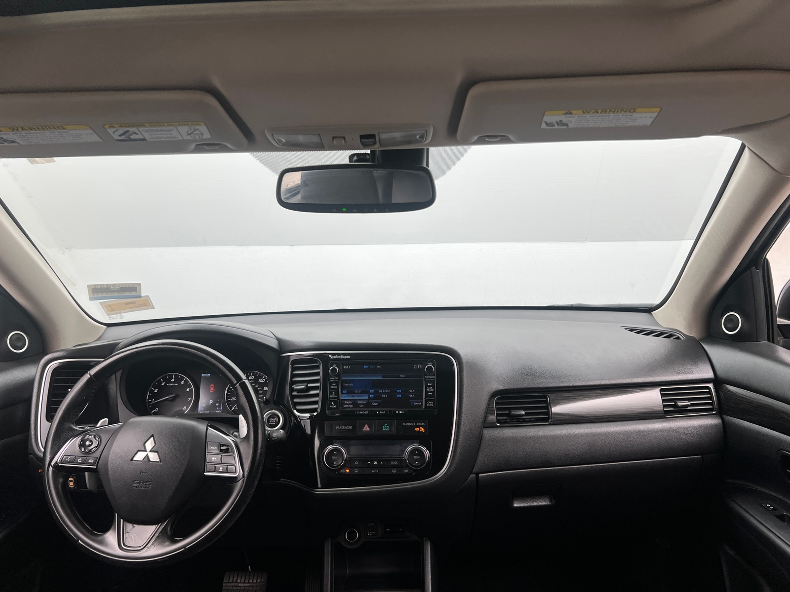 Thumbnail: 2016 Mitsubishi Outlander - 2