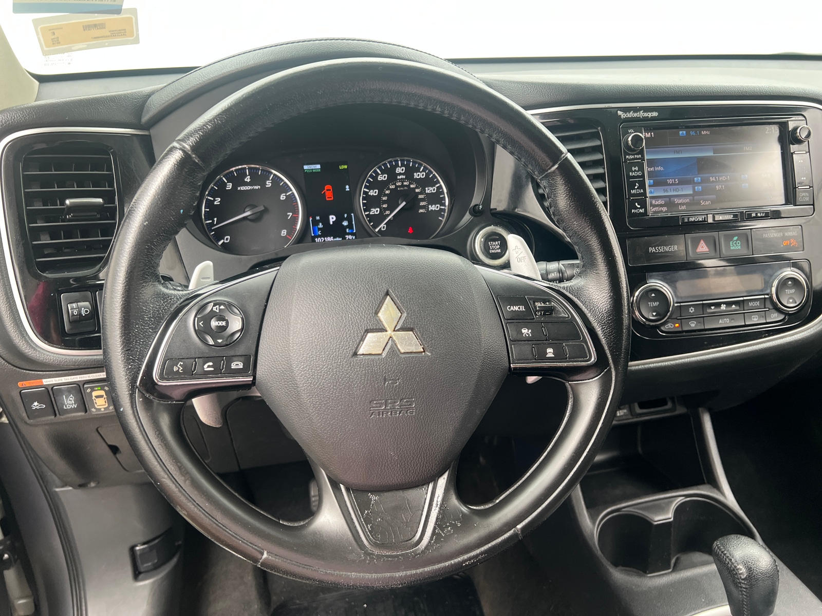 Thumbnail: 2016 Mitsubishi Outlander - 3