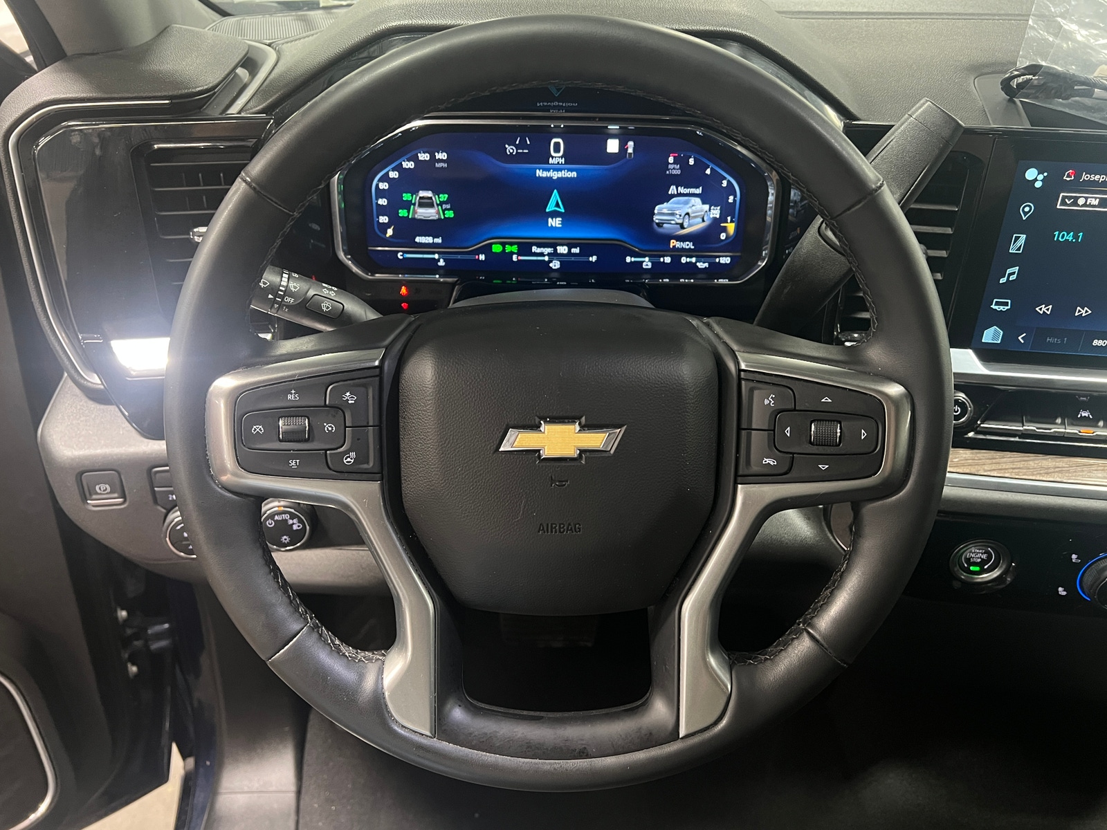 Thumbnail: 2023 Chevrolet Silverado 1500 - 5