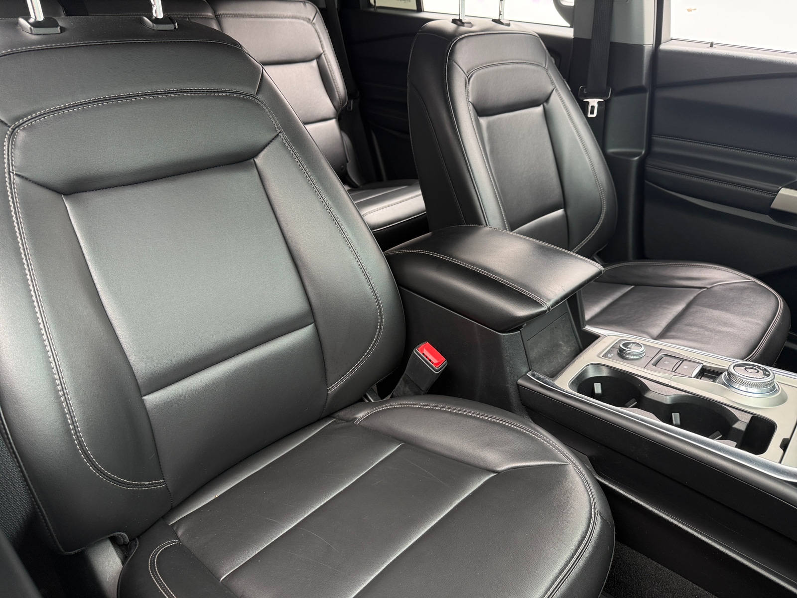 Thumbnail: 2023 Ford Explorer - 2