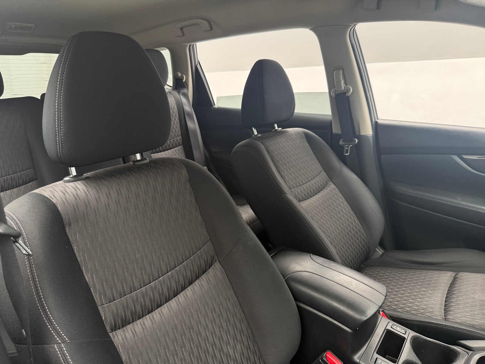 Thumbnail: 2019 Nissan Rogue - 2