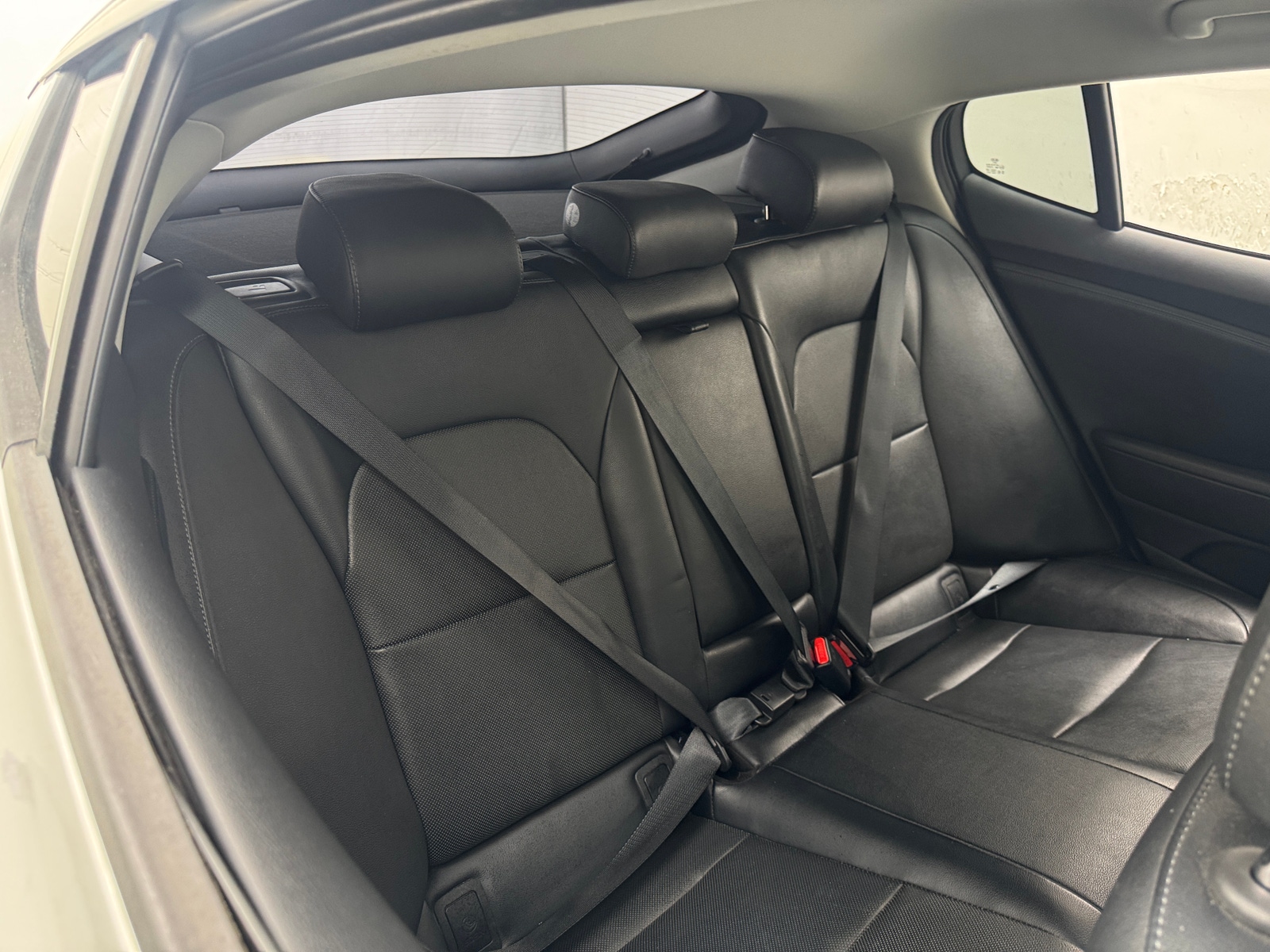 Thumbnail: 2018 Kia Stinger - 5