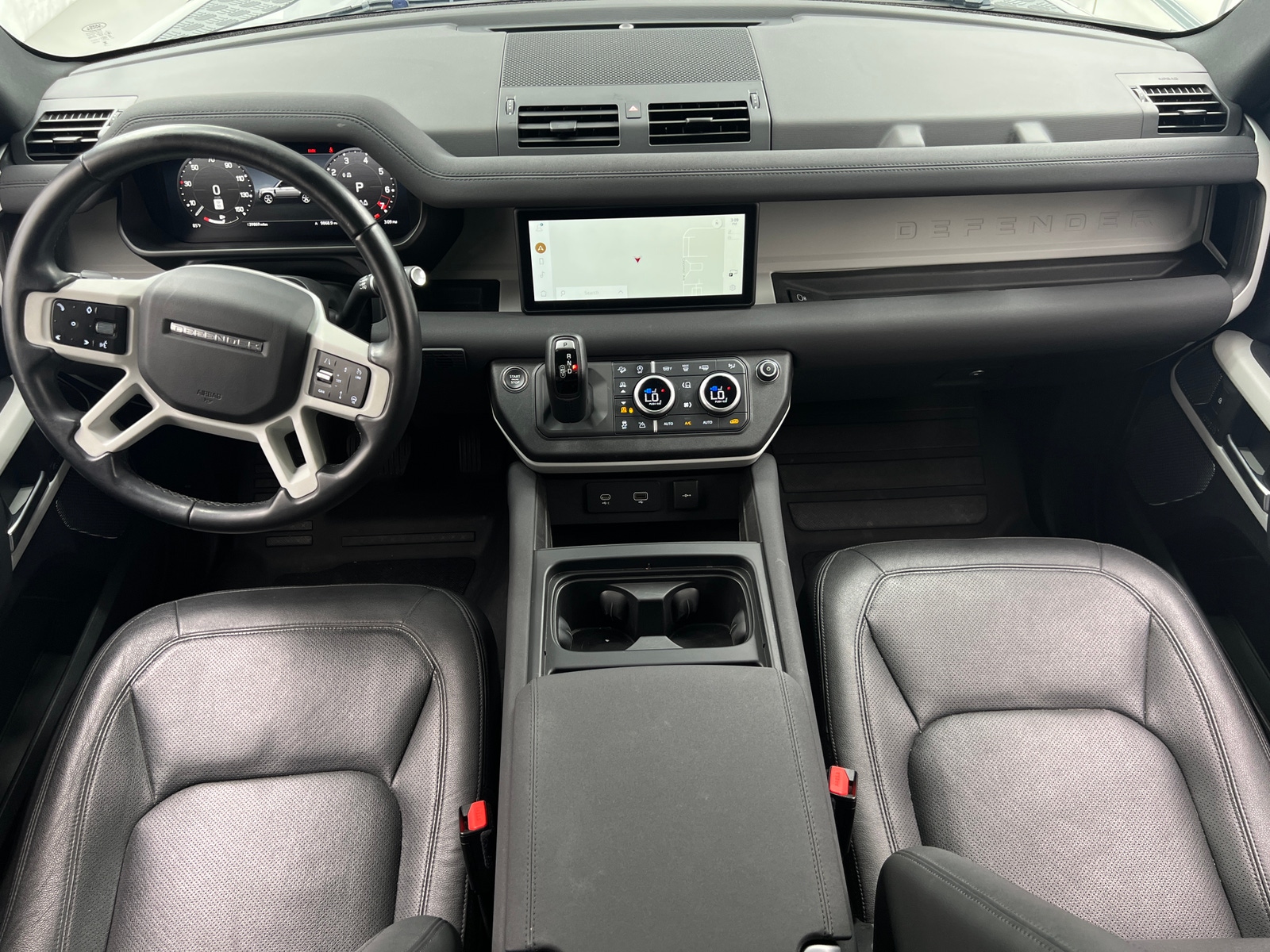 Thumbnail: 2023 Land Rover Defender - 2