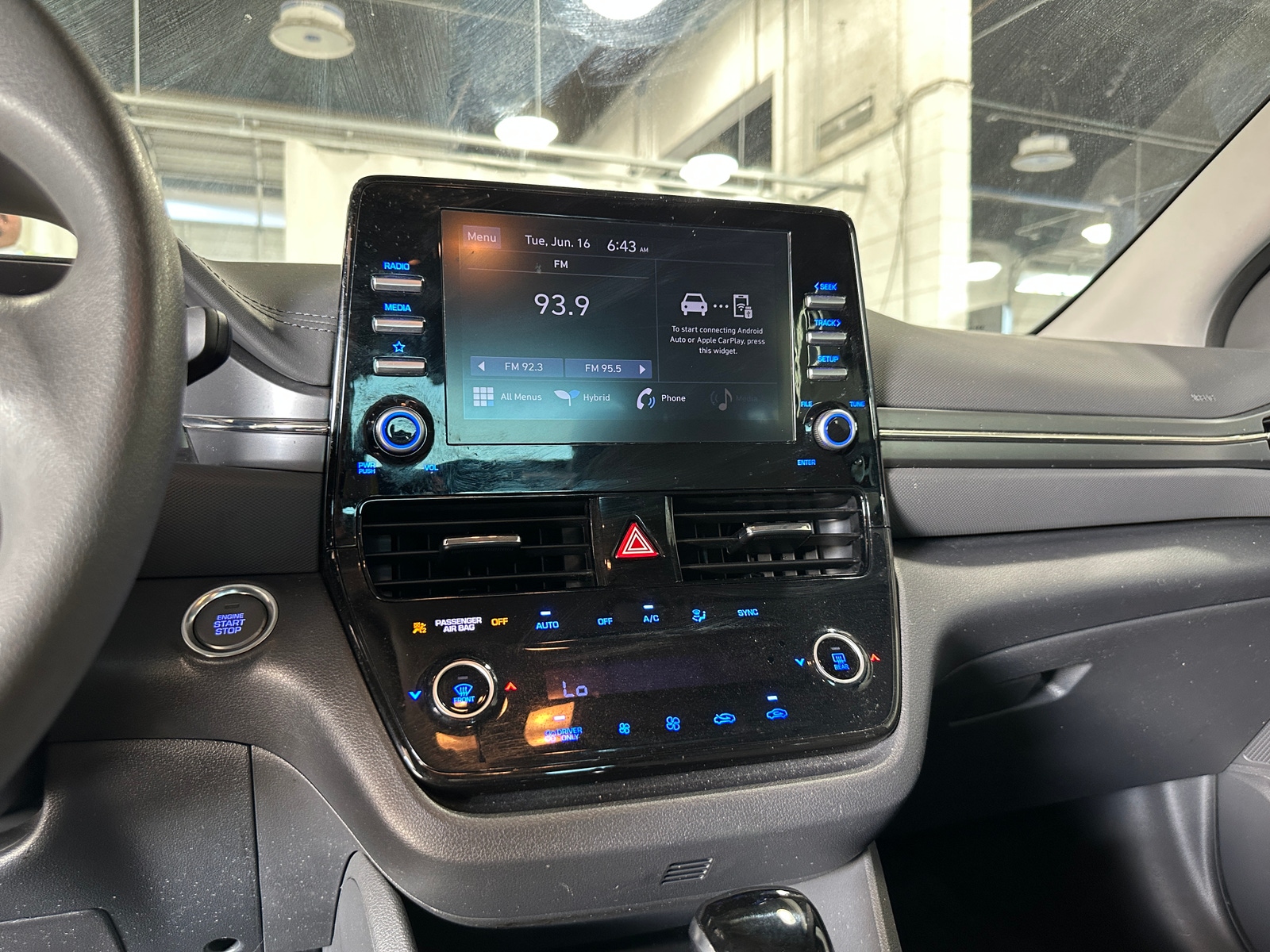 Thumbnail: 2022 Hyundai Ioniq - 4