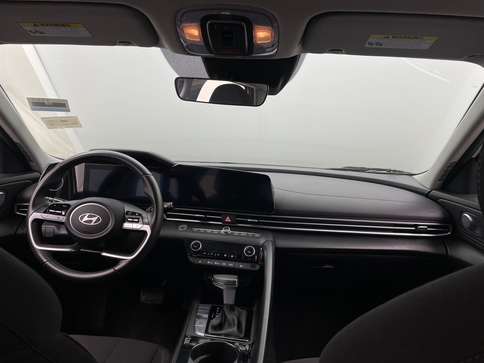 Thumbnail: 2025 Hyundai Elantra - 3