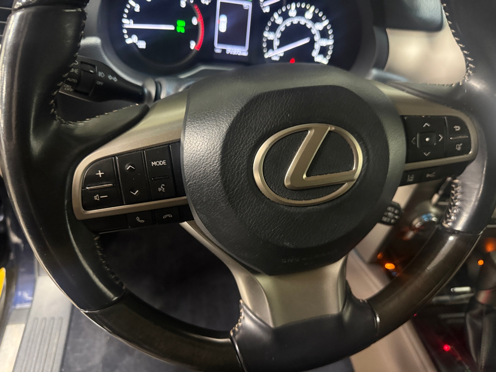 Thumbnail: 2020 Lexus GX - 4