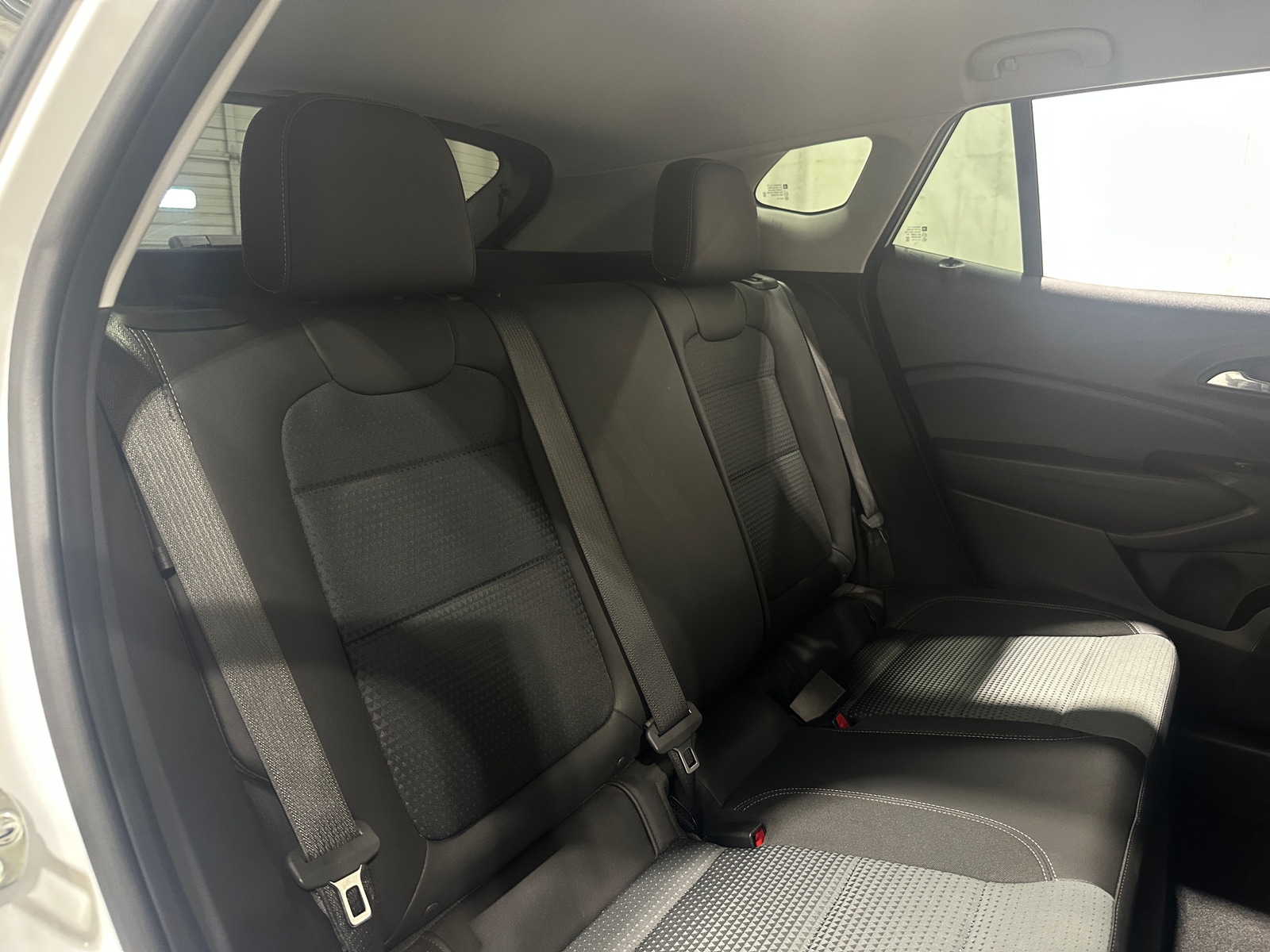 Thumbnail: 2025 Chevrolet Trax - 6