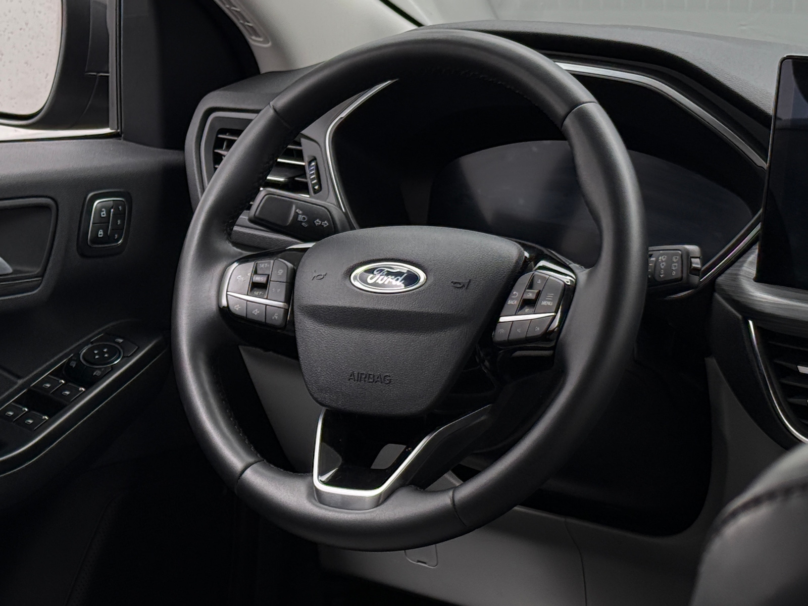 Thumbnail: 2025 Ford Escape - 4