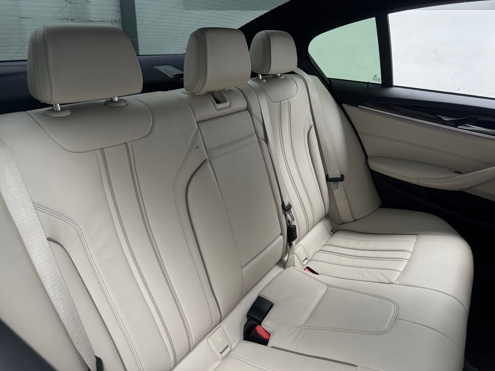 Thumbnail: 2020 BMW 5 Series - 5