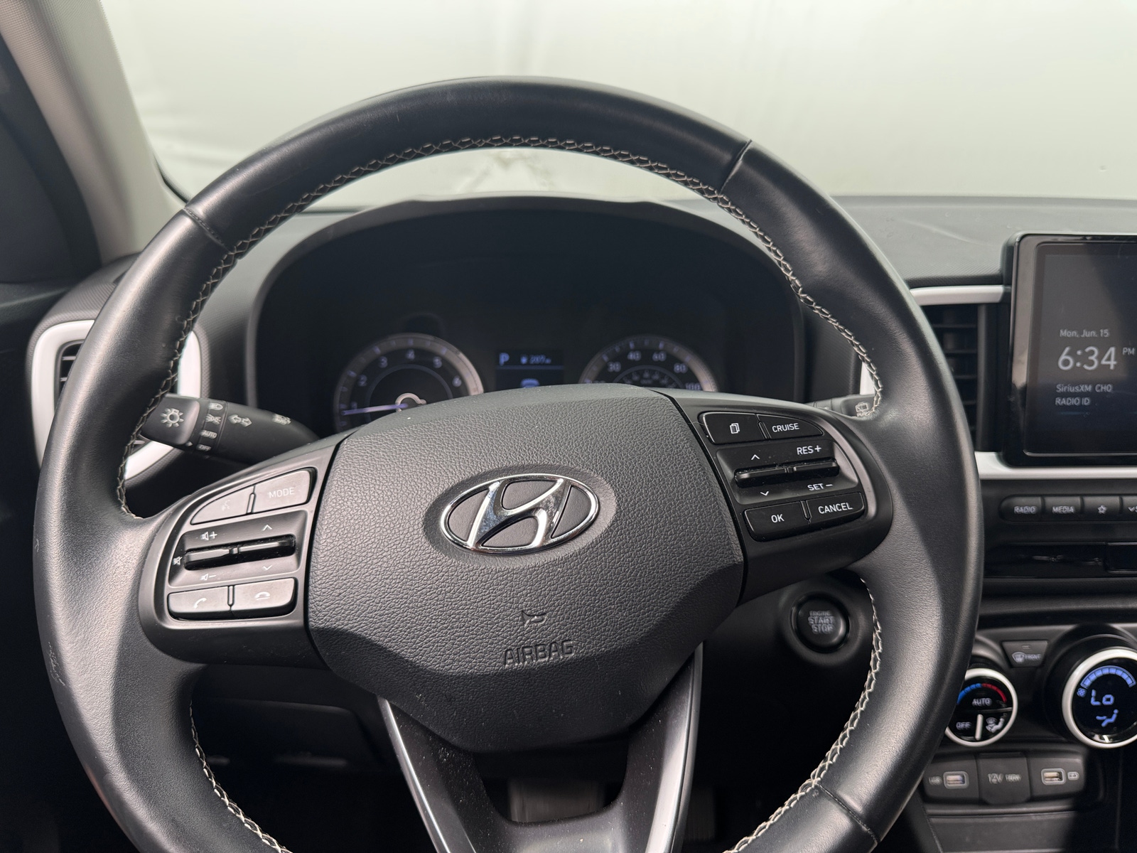 Thumbnail: 2022 Hyundai Venue - 5