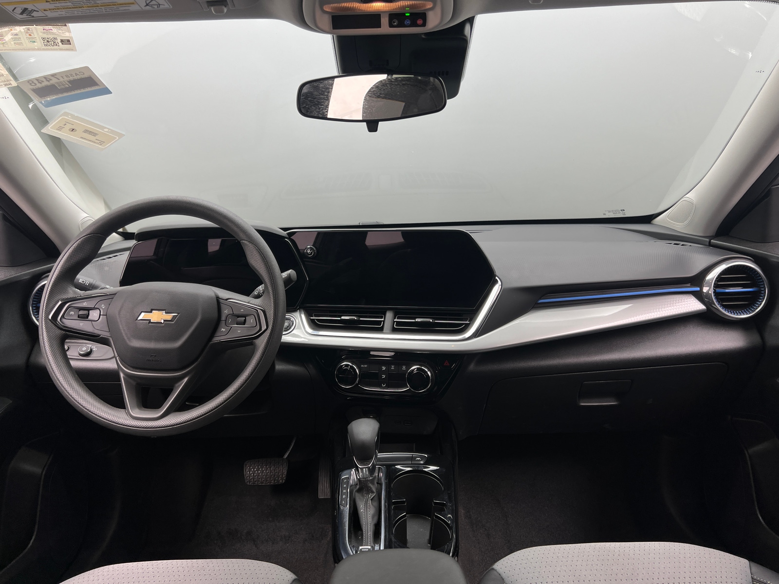 Thumbnail: 2025 Chevrolet Trax - 3