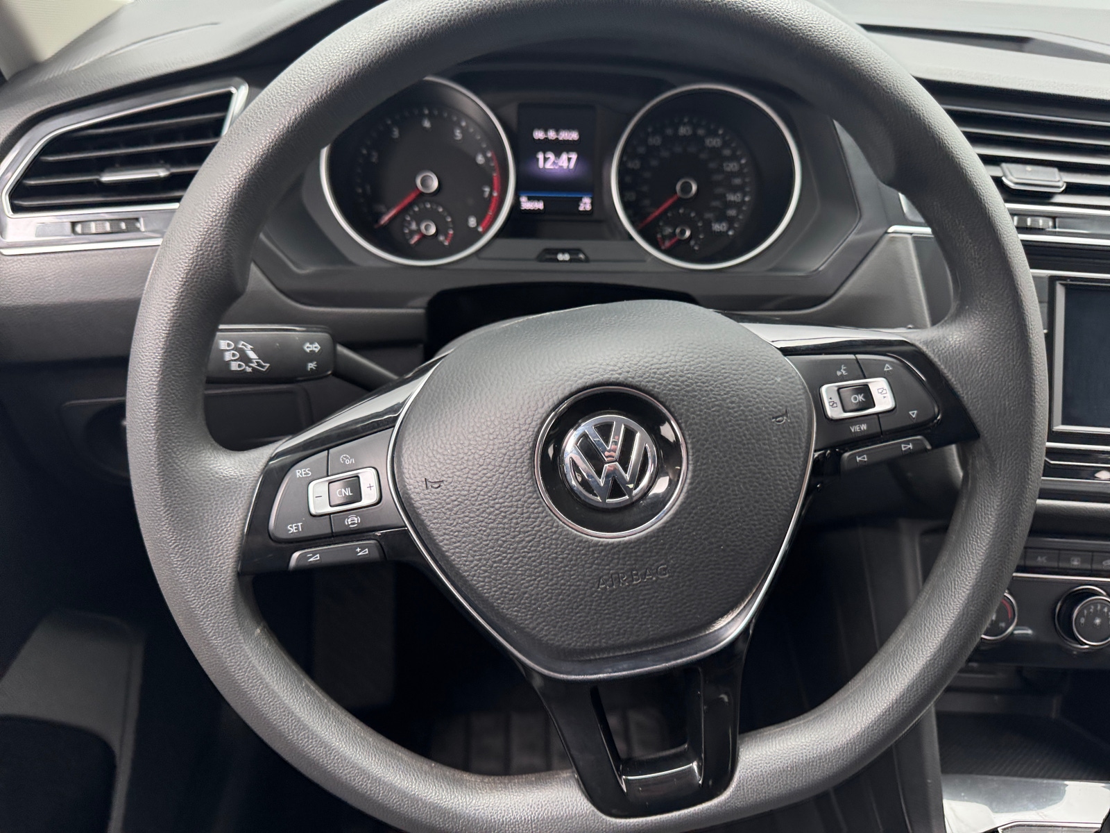 Thumbnail: 2021 Volkswagen Tiguan - 5