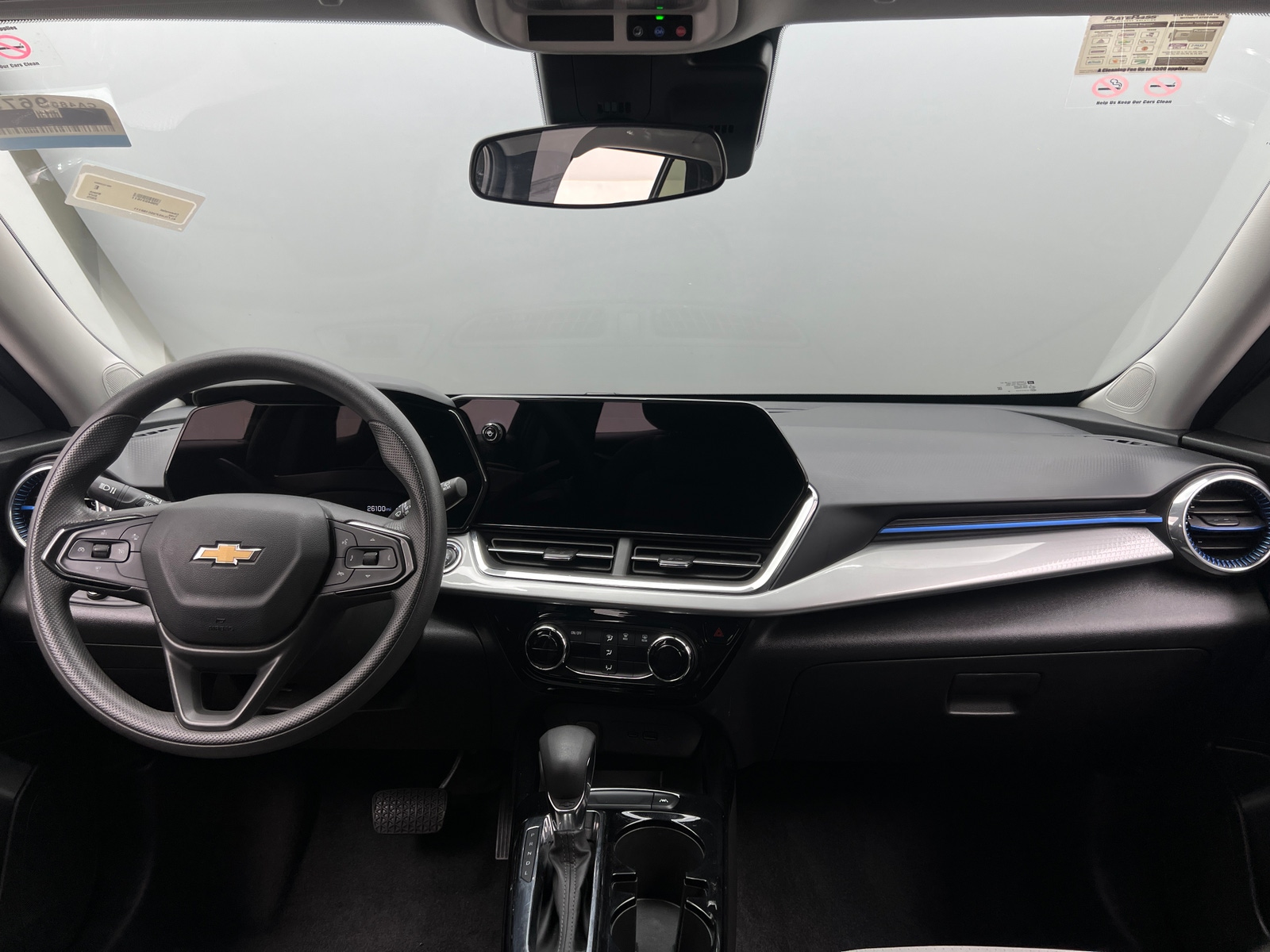 Thumbnail: 2025 Chevrolet Trax - 3