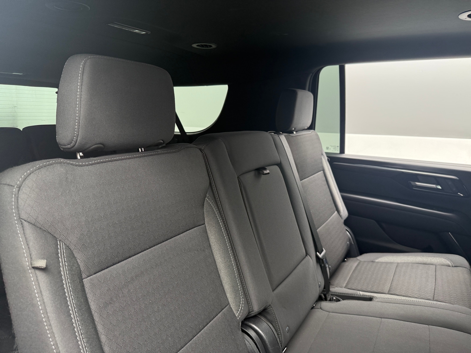 Thumbnail: 2025 Chevrolet Suburban - 6