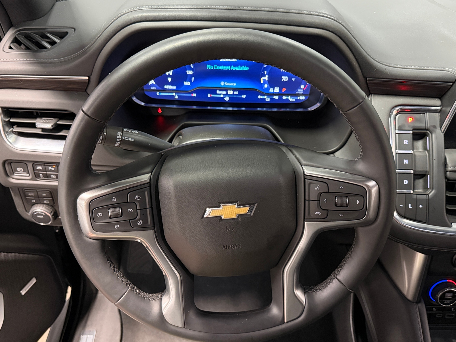 Thumbnail: 2024 Chevrolet Tahoe - 4