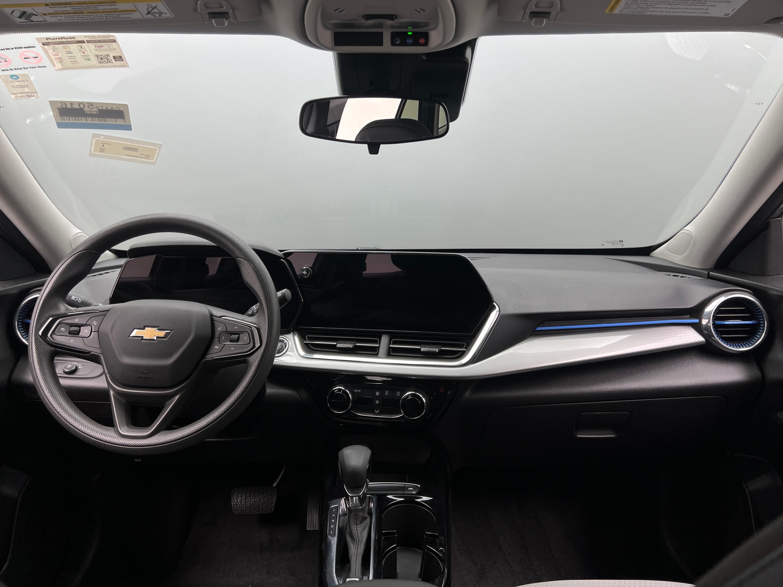 Thumbnail: 2025 Chevrolet Trax - 3